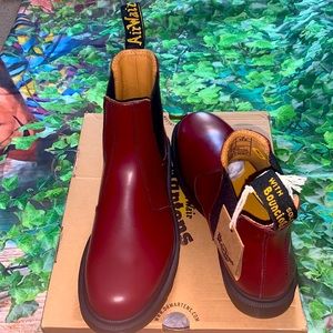 Dr. Martens (Unisex)